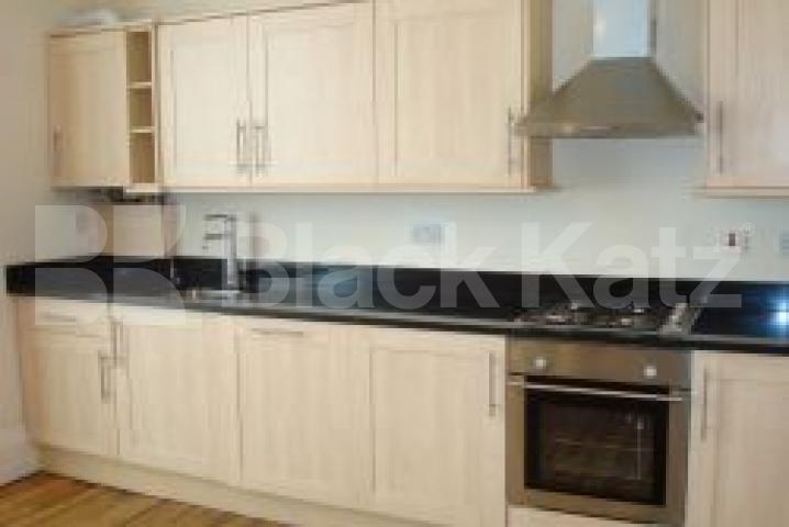 			NEW INSTRUCTION!!, 1 Bedroom, 1 bath, 1 reception Flat			 Hatchard Road, ARCHWAY